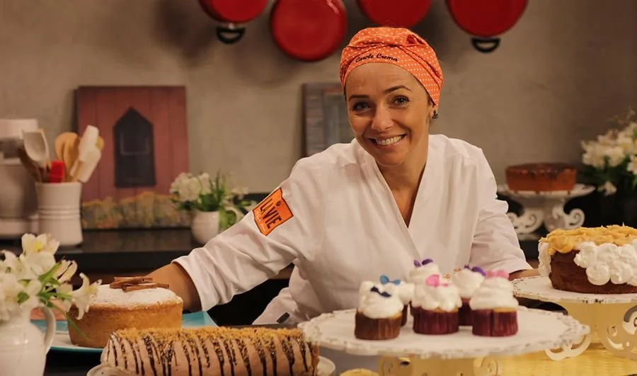 Carole Crema: Baixar Curso Segredos de Confeiteiro Completo!