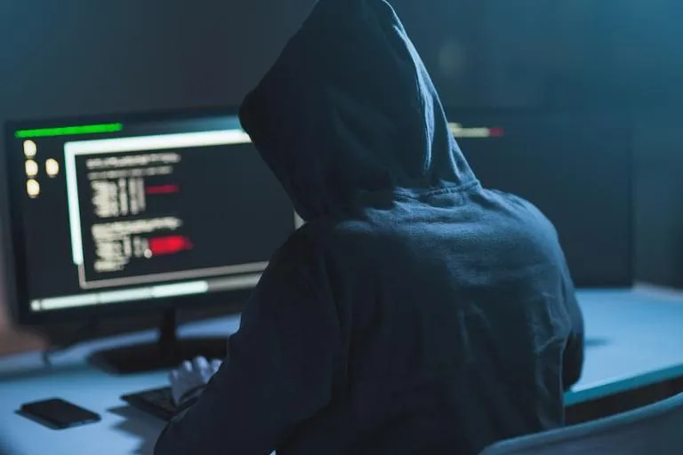 Capa: Cybersecurity Analyst Junior: Baixar Curso Completo 257h
